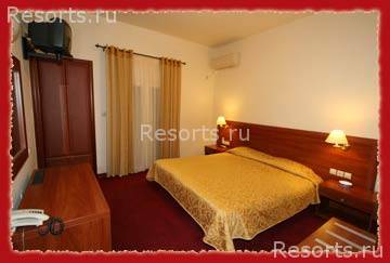 Knossos CitySpa Hotel 3